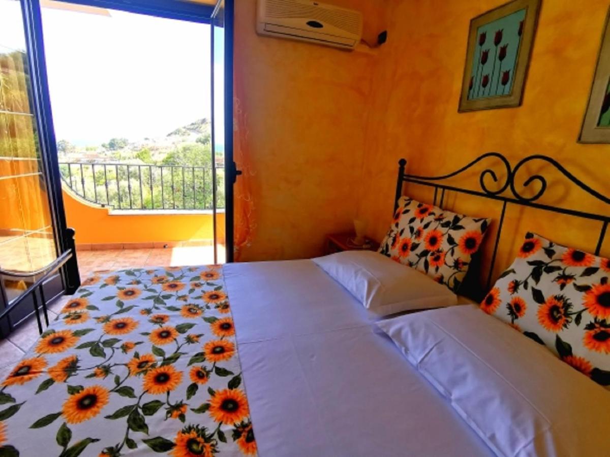 Appartement Baciati Dal Sole à Zambrone Extérieur photo